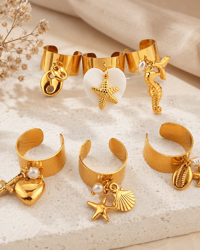 Bague Ajustable Dorée Charms Marins – Acier Inoxydable 18K | Étoile de Mer, Cœur, Hippocampe, Coquillage & Croix