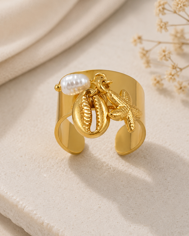 Bague Ajustable Dorée Charms Marins – Acier Inoxydable 18K | Étoile de Mer, Cœur, Hippocampe, Coquillage & Croix