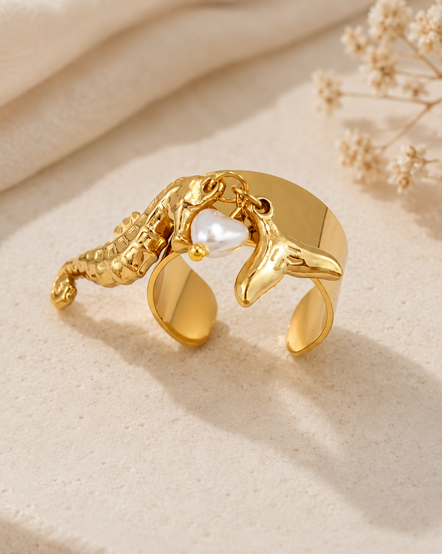 Bague Ajustable Dorée Charms Marins – Acier Inoxydable 18K | Étoile de Mer, Cœur, Hippocampe, Coquillage & Croix