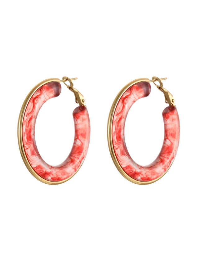 Boucles d’Oreilles Créoles en Résine Marbrée – Élégance Vintage & Tendance