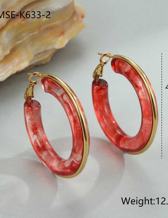 Boucles d’Oreilles Créoles en Résine Marbrée – Élégance Vintage & Tendance